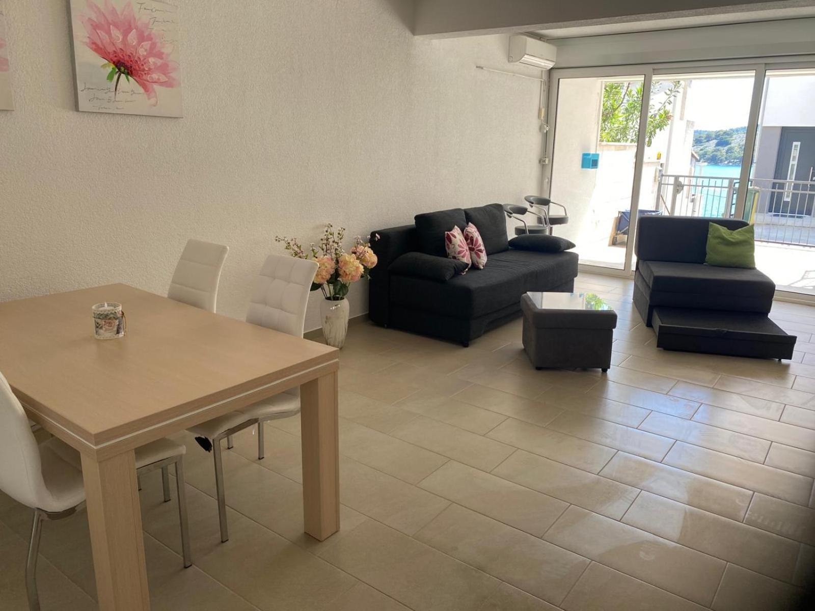 Villa Pina Tisno Apartment Zonsa 2 Pers Exterior foto